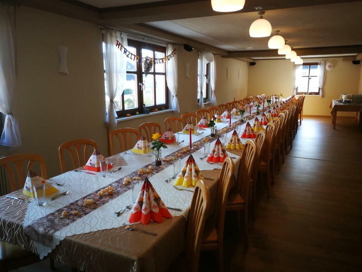 Feistritz an der Drau Gasthof Zentral מראה חיצוני תמונה